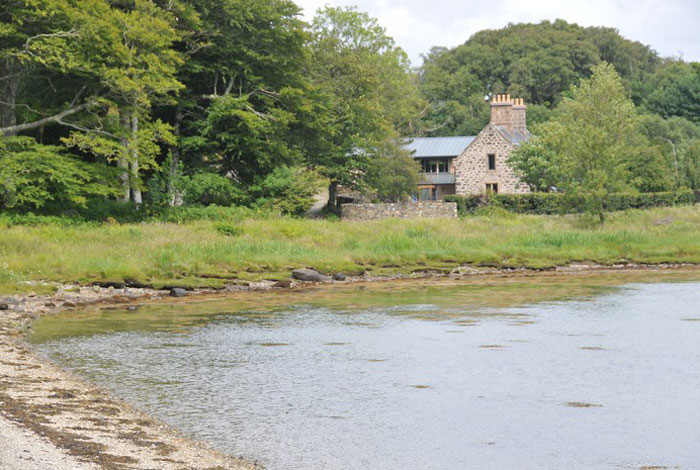 New house by Tom McCardel Associates Architects in Argyll, Scotland
